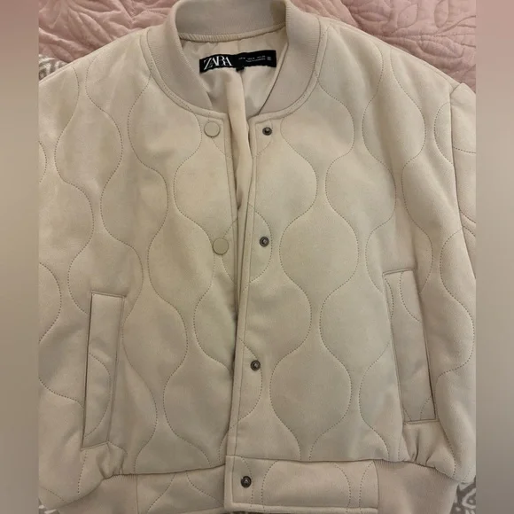 Zara Beige Quilted Bomber Jacket - Picture 2 of 5